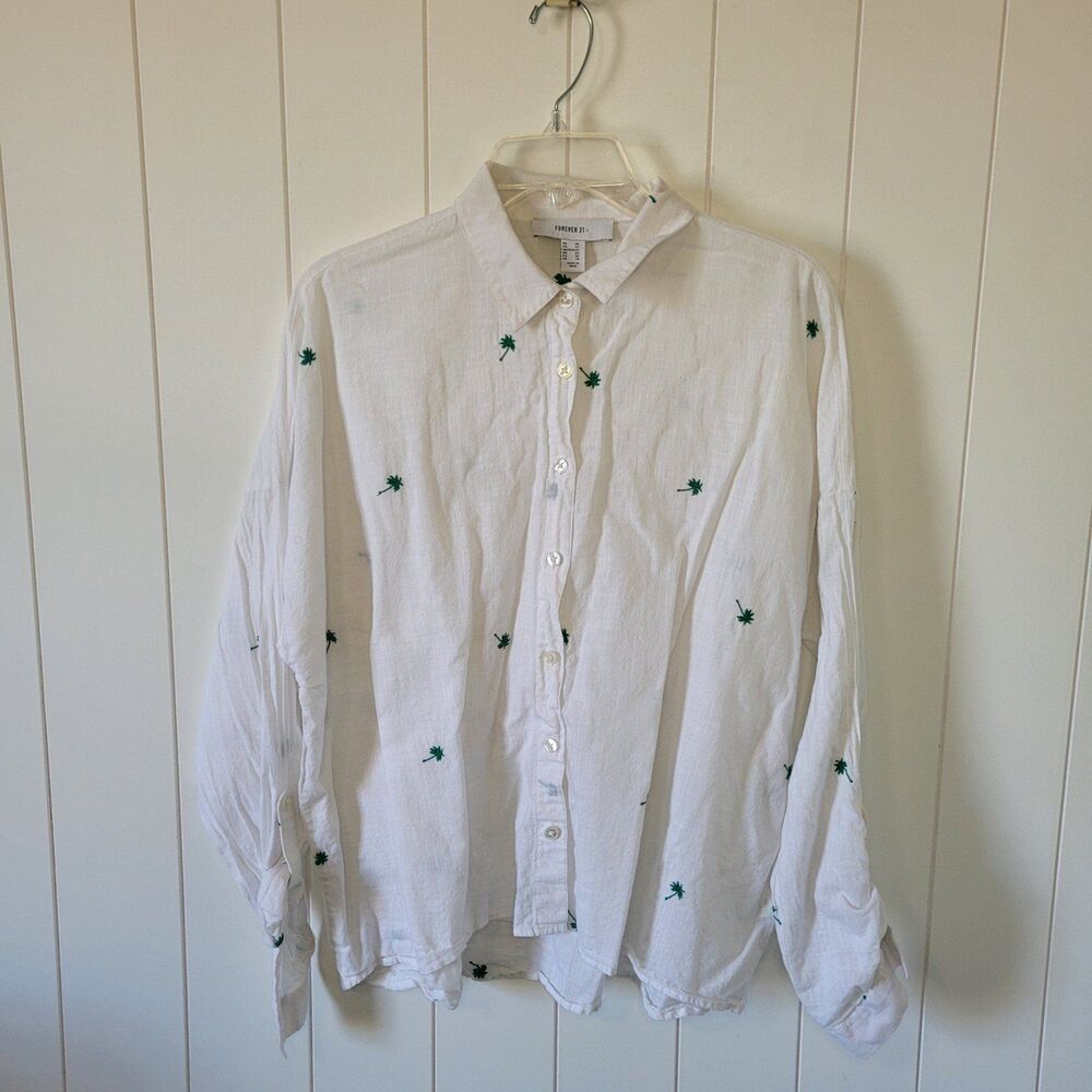 Forever 21+Top Womens Palm Print Button Up Shirt 0X Plus Size White Long Sleeve